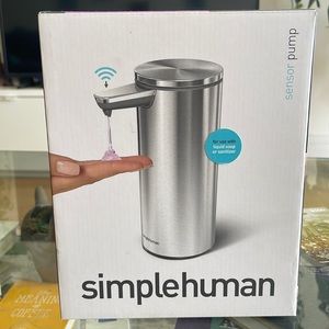 Simple human automatic soap dispenser